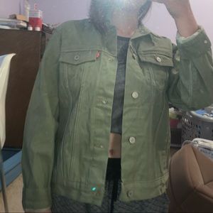 Army green Levi denim jacket